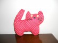 Gato vermelho bolinhas